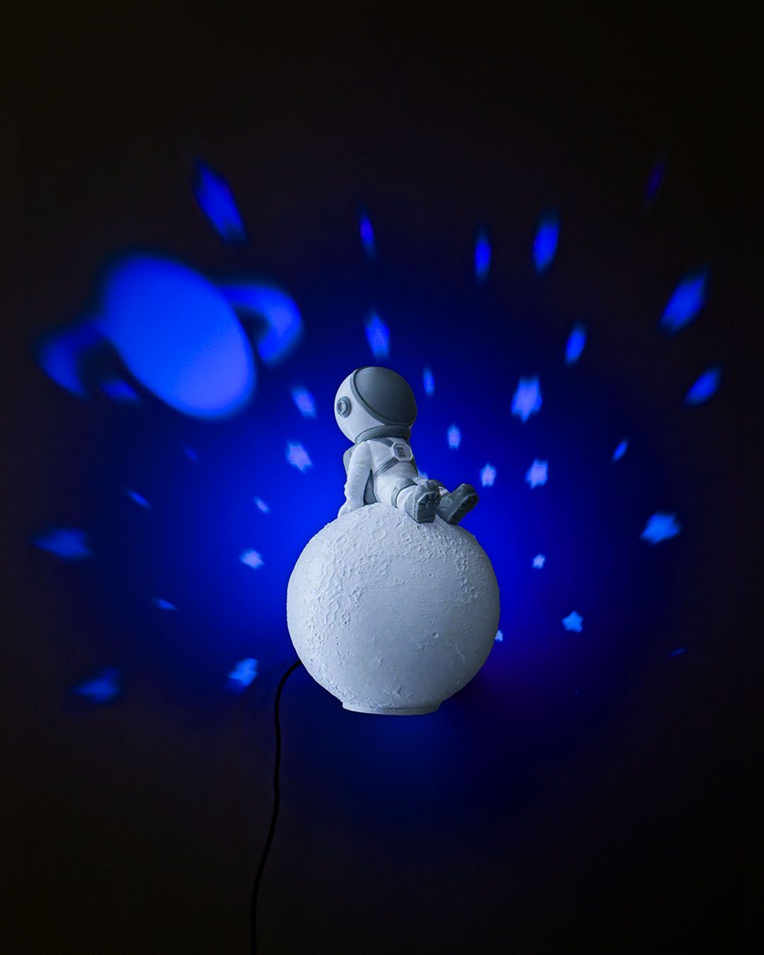 Wondering Astronaut Night Light